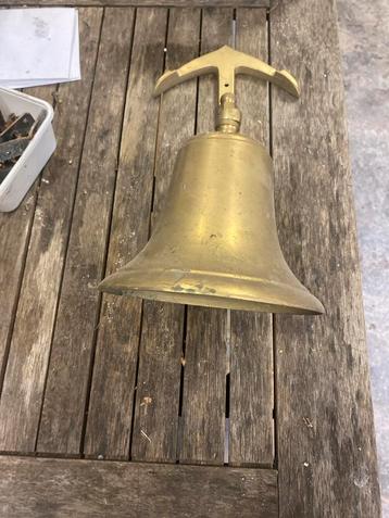 Bronzen Scheepsbel beschikbaar voor biedingen