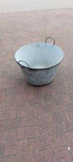 Grote ketels voor  o.a. voor Brandhout, Ophalen, Rechthoekig