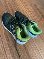 Kipsta zaalschoenen maat 39, Ophalen of Verzenden, Zo goed als nieuw, Sportschoenen, Zwart