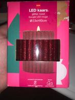 HEMA LED Kaars Glitter Rood - Nieuw in verpakking, Huis en Inrichting, Woonaccessoires | Kandelaars en Kaarsen, Overige materialen