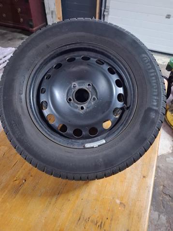 Winterbanden,  stalen velgen, 235/60 R16 beschikbaar voor biedingen