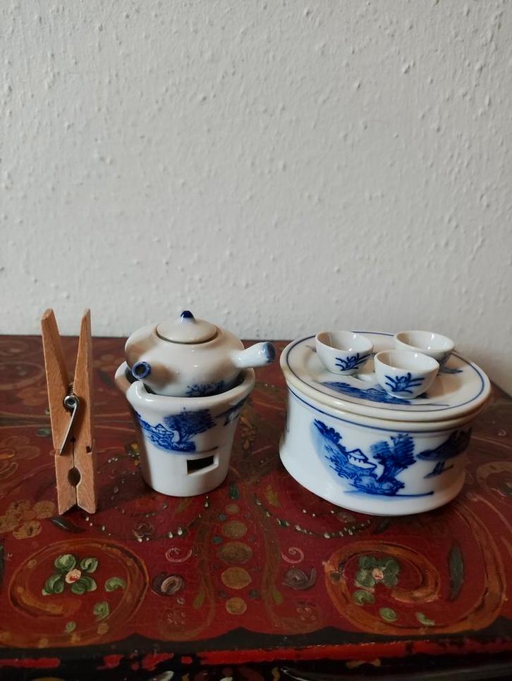 Mooi klein Chinees serviesje, Verzamelen, Poppenhuizen en Toebehoren, Zo goed als nieuw, Poppenhuis, Verzenden
