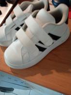 Adidas comfort bubble, Adidas, Ophalen of Verzenden, Zo goed als nieuw, Jongen of Meisje