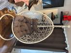 Hangstoel, Huis en Inrichting, Stoelen, Ophalen, Wit, Zo goed als nieuw, Eén