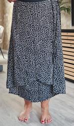 Pieces, Kleding | Dames, Ophalen of Verzenden, Zo goed als nieuw, Maat 46/48 (XL) of groter, Onder de knie