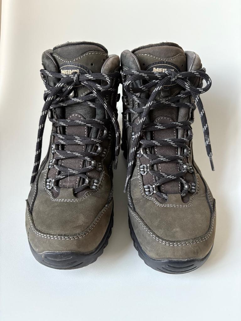 Meindl bergschoenen - maat 39, Sport en Fitness, Bergsport en Wandelen, Ophalen, Gebruikt, Schoenen