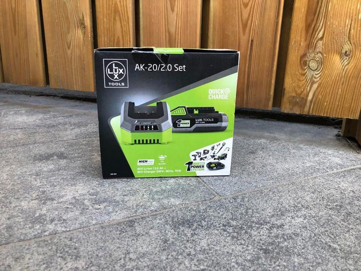 Lux Tools AK-20/2.0 alleen oplader, dus zonder accu., Doe-het-zelf en Verbouw, Gereedschap | Machine-onderdelen en Toebehoren