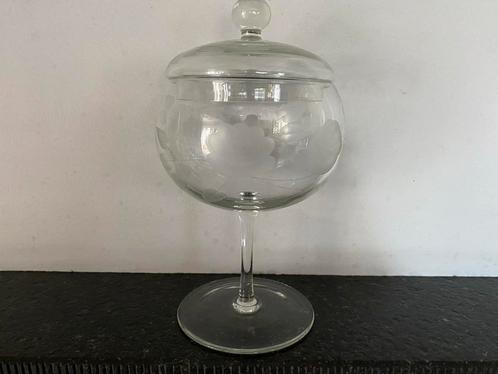 Antieke Glazen Bonbonnière met Deksel en Bloemmotief, Antiek en Kunst, Antiek | Glas en Kristal, Ophalen of Verzenden