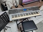 Keyboard met standaard, Muziek en Instrumenten, Keyboards, Overige merken, 61 toetsen, Ophalen of Verzenden, Zo goed als nieuw