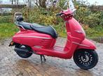 Supermooie, mat rode Peugeot Django, Ophalen, Overige modellen, Maximaal 45 km/u, Zo goed als nieuw