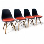 Set van 4 Vitra DSW, Hout, Gebruikt, Zwart, Ophalen of Verzenden