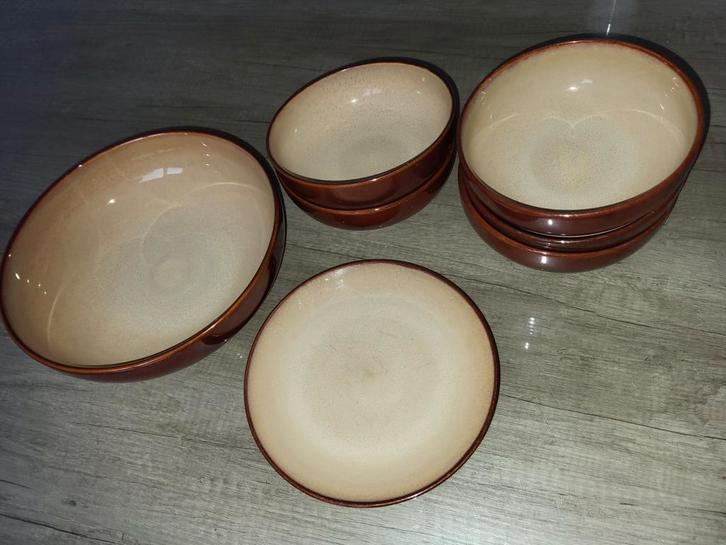 Sango bruin beige borden kommen plus 1 bord gratis ️☘️, Huis en Inrichting, Keuken | Servies, Zo goed als nieuw, Kom(men), Effen