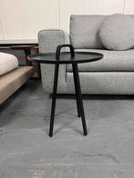 Nieuwstaat Montis Tor bijzettafel (2x) | Montis bijzettafel, Ophalen, Minder dan 45 cm, Minder dan 55 cm, Metaal of Aluminium