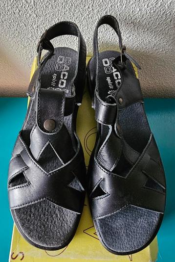 Zwart, leren Sandalen, maat 39 beschikbaar voor biedingen