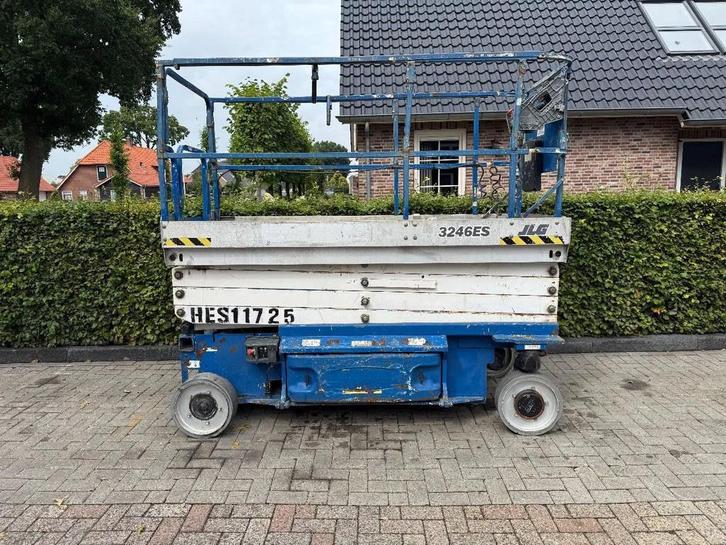 JLG 3246 es (bj 2007), Zakelijke goederen, Machines en Bouw | Liften, Steigers en Ladders