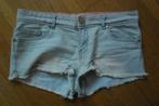 Kort spijkerbroekje in maat 36 / S., Kort, Blauw, Ophalen of Verzenden, Zo goed als nieuw