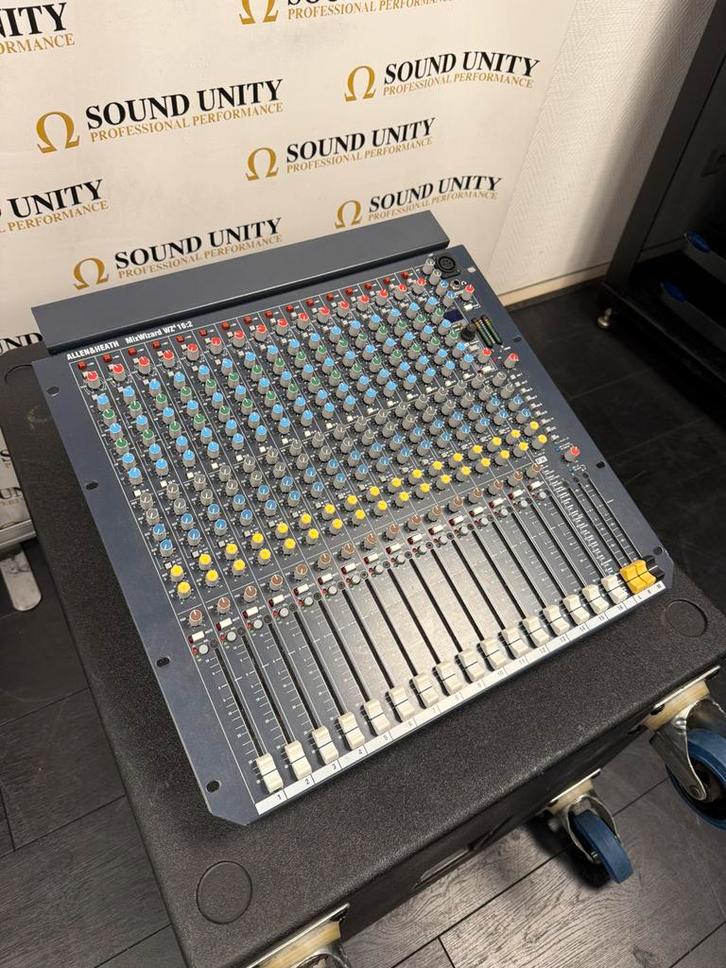Allen & Heath MixWizard WZ4 16:2, Muziek en Instrumenten, Mengpanelen, Zo goed als nieuw, 20 kanalen of meer, Ophalen