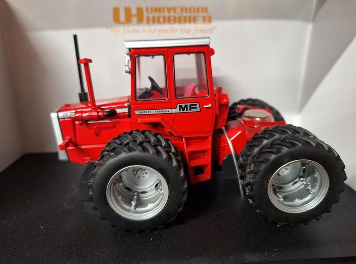Massey Ferguson 1250 met Dubbellucht, Hobby en Vrije tijd, Modelauto's | 1:32, Zo goed als nieuw, Tractor of Landbouw, Universal Hobbies