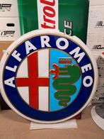 Oude Alfa Romeo lichtbakplaat 130cm reliëf logo verlijmd, Verzamelen, Ophalen, Eu, Gebruikt, Eu