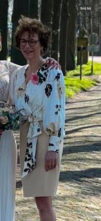 Feestelijke jurk maat 40/42 - Bruiloft, Beige, Maat 42/44 (L), Ophalen of Verzenden, Zo goed als nieuw