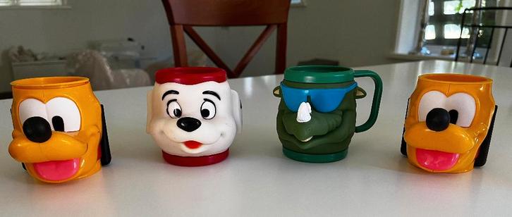 Dieren bekers en 3-vaks bord, Verzamelen, Disney, Zo goed als nieuw, Servies, Overige figuren, Ophalen of Verzenden