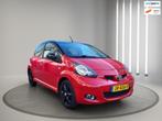 Toyota Aygo 1.0 VVT-i Aspiration/navigator, Auto's, Toyota, Voorwielaandrijving, Euro 5, Stof, Gebruikt