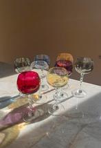Set van 8 vintage kleurrijke wijnglazen, Huis en Inrichting, Keuken | Servies, Glas of Glazen, Ophalen of Verzenden, Overige stijlen