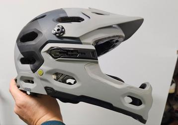 Bell super 3r MIPS MTB helm - afneembaar kinstuk  beschikbaar voor biedingen