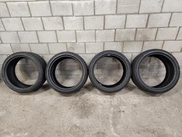 19 inch banden Continental Wintercontact M+S 255/35R19 96V beschikbaar voor biedingen