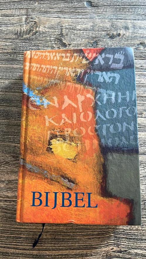 Bijbel NBV met dwarsverwijzingen, Boeken, Godsdienst en Theologie, Zo goed als nieuw, Ophalen of Verzenden