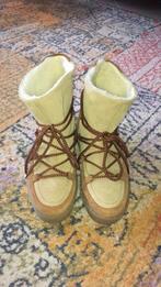 Heerlijke warme winterboots - maat 38, Kleding | Dames, Schoenen, Ophalen of Verzenden, Nieuw, Zwart, Sneakers of Gympen