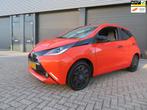 Toyota Aygo 1.0 VVT-i x-play nieuwstaat airco nieuwe apk 202, Voorwielaandrijving, Euro 5, Stof, Start-stop-systeem
