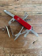VICTORINOX CAMPER ZAKMES (€15 ), Caravans en Kamperen, Ophalen of Verzenden, Zo goed als nieuw