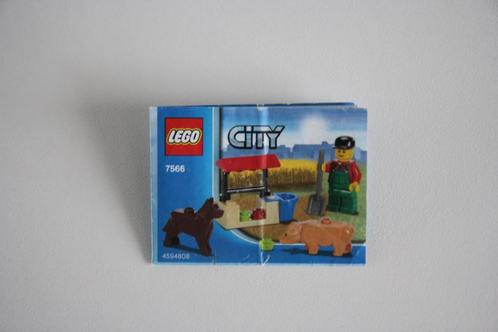 LEGO City: 7566 Boer met varken en hond, Kinderen en Baby's, Speelgoed | Duplo en Lego, Zo goed als nieuw, Lego, Complete set