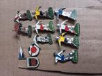 Diverse metalen voetbalspeltjes., Verzamelen, Speldjes, Pins en Buttons, Ophalen of Verzenden, Zo goed als nieuw