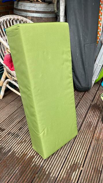 Schuimrubber Kussen 100 x 40 x 20 beschikbaar voor biedingen