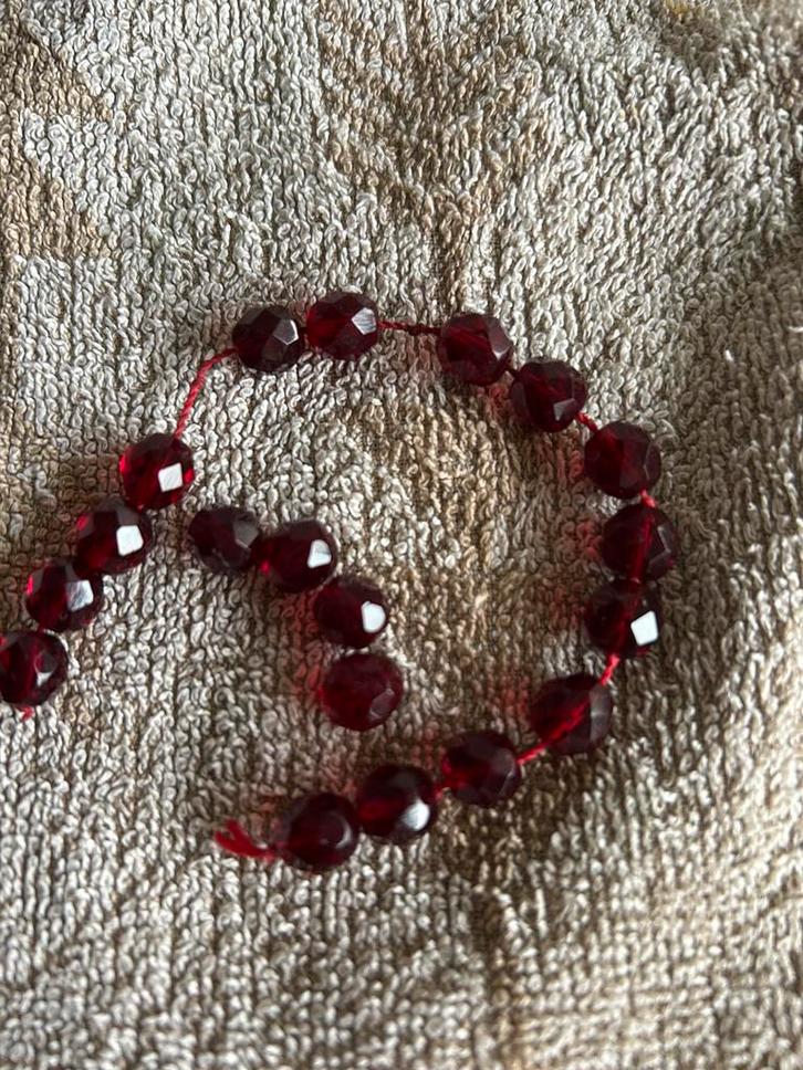 Glas granaten, glasgranaten oud, Sieraden, Tassen en Uiterlijk, Antieke sieraden, Armband, Overige materialen, Ophalen of Verzenden