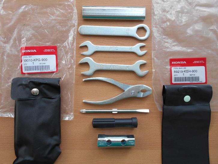 Honda Ori Gereedschap Set MONKEY-C50-MB-MBX-MT-MTX-NSR-NS1, Fietsen en Brommers, Brommeronderdelen | Oldtimers, Nieuw, Overige merken