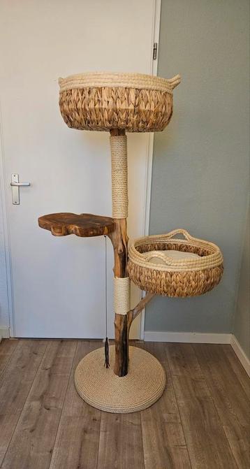 Kattenboom, katten meubel, krabpalen, krabpaal, klimboom  beschikbaar voor biedingen