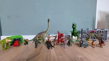 Dinosaurus Collectie met Kooien beschikbaar voor biedingen