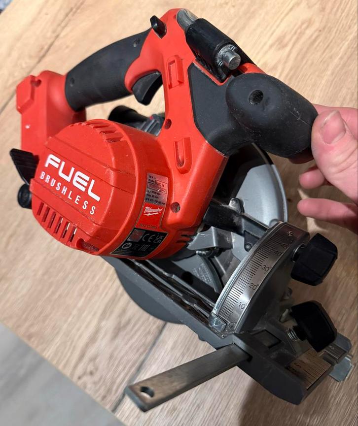 Milwaukee M18 CCS55 Cirkelzaag, Doe-het-zelf en Verbouw, Gereedschap | Zaagmachines, Gebruikt, Cirkelzaag, 30 tot 70 mm, Ophalen