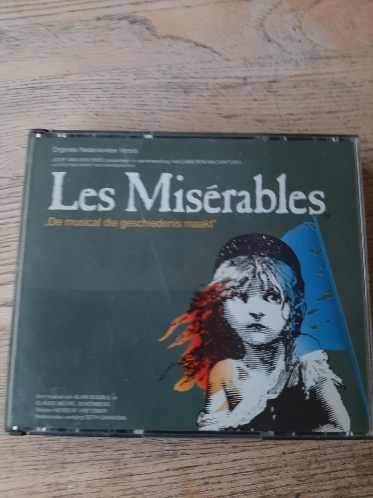 Les Misérables DVD - Musical die geschiedenis maakt!, Ophalen of Verzenden, Gebruikt