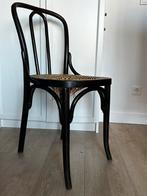 Thonet Stoel, Ophalen
