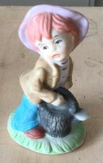 Jongen met gieter beeldje, Ophalen of Verzenden, Gebruikt, Mens