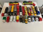 Oude vrachtauto’s en autootjes van Matchbox, Majotette, Hobby en Vrije tijd, Modelauto's | Overige schalen, Ophalen of Verzenden