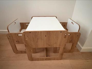 Minerakids tafel en 2 stoeltjes, geschikt voor 0-4 jaar beschikbaar voor biedingen