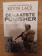 De laatste punisher - Kevin Lacz, Ophalen of Verzenden, Zo goed als nieuw