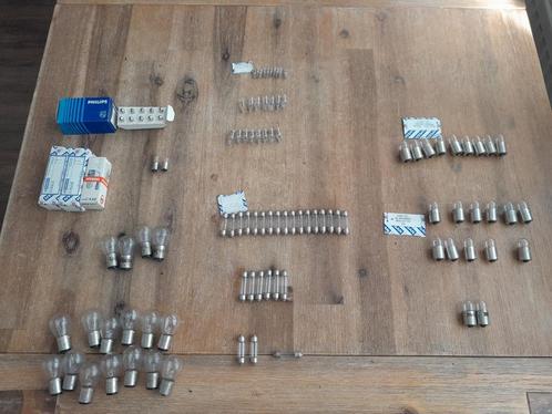 Partij van 100x diverse 24V Lampjes - € 12,50, Auto diversen, Autogereedschap, Zo goed als nieuw, Verzenden