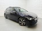 Volkswagen Golf 1.5 eTSI 2x R Line PANO VIRTUAL SFEER, 65 €/maand, 4 cilinders, Zwart, Bedrijf