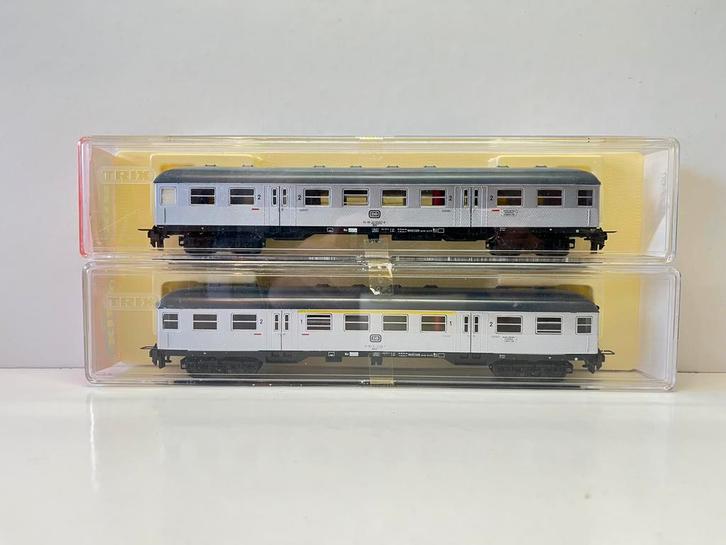 Trix Express 2 nieuwe zilverlinge, Hobby en Vrije tijd, Modeltreinen | H0, Nieuw, Wagon, Gelijkstroom, Trix, Analoog, Ophalen of Verzenden
